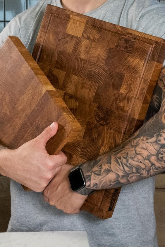 Deska do krojenia z drewna akacjowego – dwustronna, antypoślizgowa, gruba i trwała