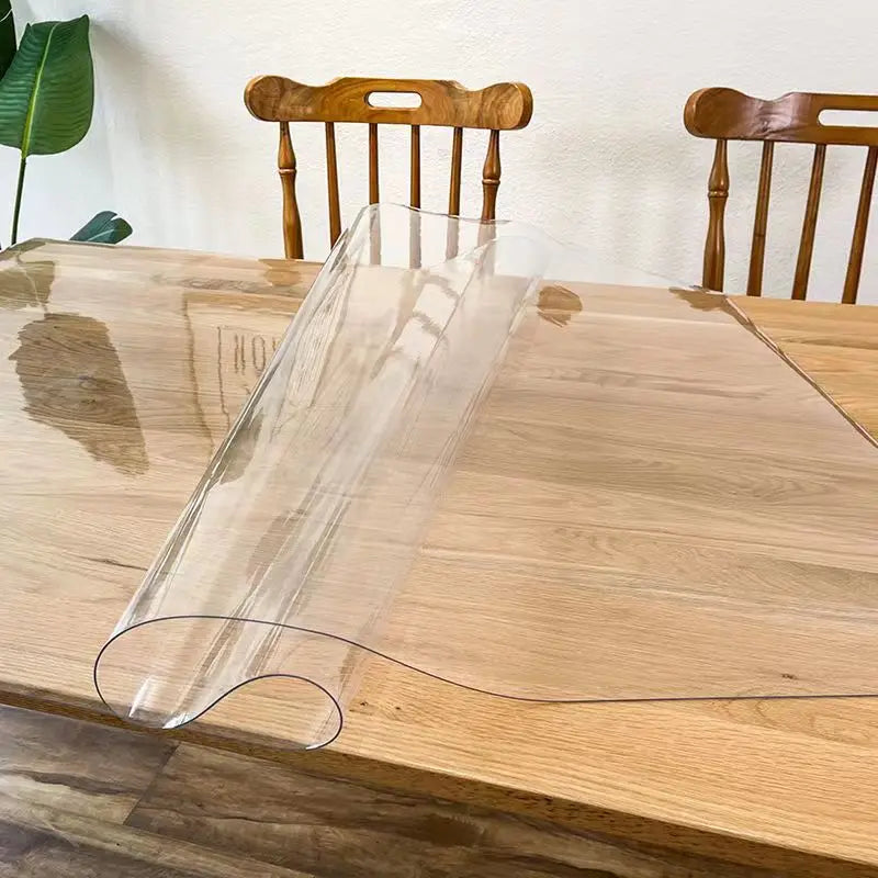 Przezroczysta mata stołowa z PVC – wodoodporna i olejoodporna
